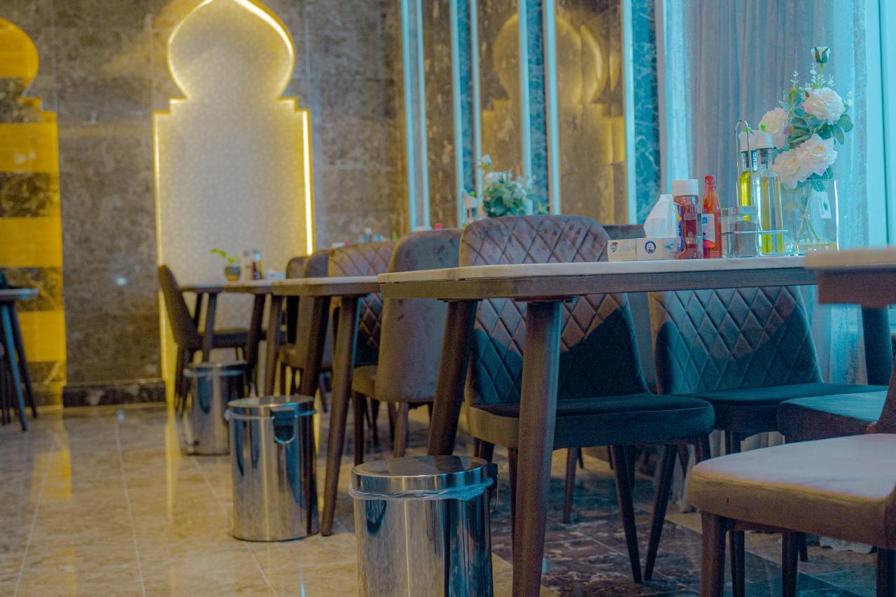 Golden Dune Hotel Almalaz Riyad Extérieur photo